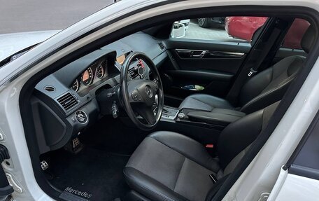 Mercedes-Benz C-Класс, 2010 год, 1 300 000 рублей, 10 фотография