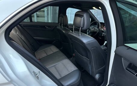 Mercedes-Benz C-Класс, 2010 год, 1 300 000 рублей, 14 фотография