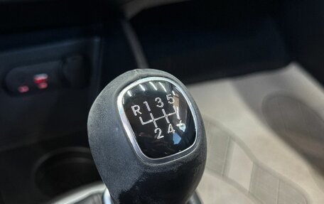 KIA Rio III рестайлинг, 2015 год, 999 000 рублей, 22 фотография