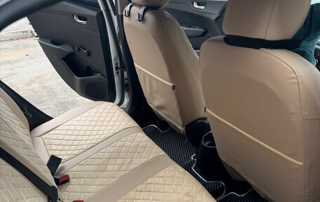 Hyundai Solaris II рестайлинг, 2017 год, 1 300 000 рублей, 1 фотография