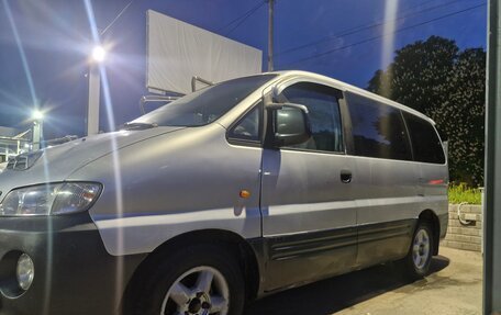 Hyundai Starex I рестайлинг, 2002 год, 650 000 рублей, 2 фотография