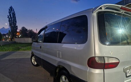 Hyundai Starex I рестайлинг, 2002 год, 650 000 рублей, 3 фотография