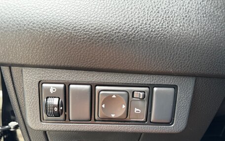 Nissan Tiida, 2011 год, 700 000 рублей, 36 фотография