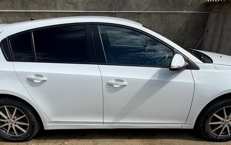 Chevrolet Cruze II, 2014 год, 750 000 рублей, 4 фотография