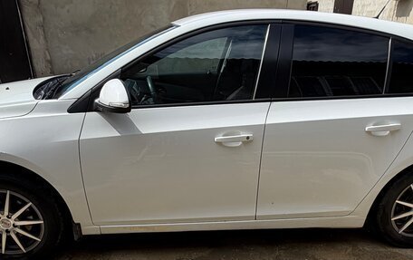 Chevrolet Cruze II, 2014 год, 750 000 рублей, 3 фотография