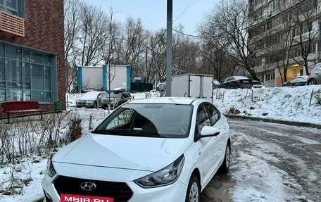Hyundai Solaris II рестайлинг, 2017 год, 1 300 000 рублей, 10 фотография