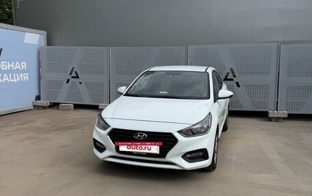 Hyundai Solaris II рестайлинг, 2017 год, 1 300 000 рублей, 5 фотография