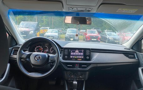 Skoda Rapid II, 2020 год, 1 300 000 рублей, 10 фотография