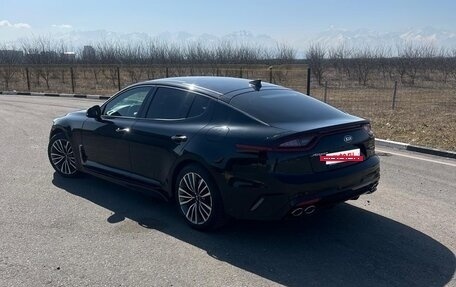 KIA Stinger I, 2018 год, 2 600 000 рублей, 6 фотография