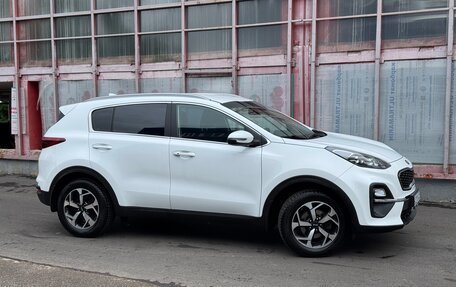 KIA Sportage IV рестайлинг, 2021 год, 2 350 000 рублей, 3 фотография
