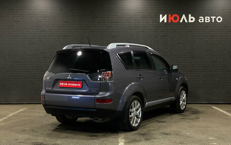 Mitsubishi Outlander III рестайлинг 3, 2008 год, 1 070 000 рублей, 5 фотография