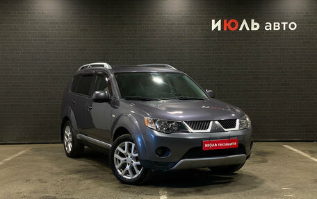 Mitsubishi Outlander III рестайлинг 3, 2008 год, 1 070 000 рублей, 3 фотография