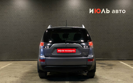 Mitsubishi Outlander III рестайлинг 3, 2008 год, 1 070 000 рублей, 6 фотография