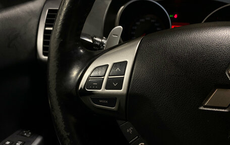 Mitsubishi Outlander III рестайлинг 3, 2008 год, 1 070 000 рублей, 17 фотография