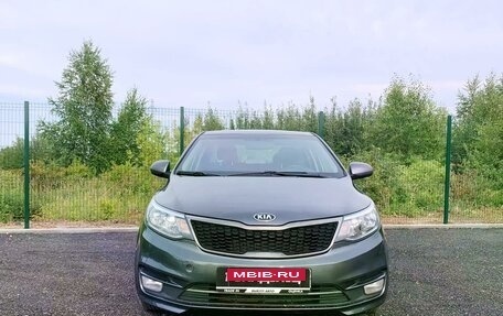 KIA Rio III рестайлинг, 2015 год, 1 028 000 рублей, 10 фотография