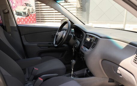 KIA Rio II, 2010 год, 795 000 рублей, 6 фотография