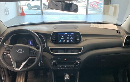 Hyundai Tucson III, 2019 год, 2 400 000 рублей, 11 фотография