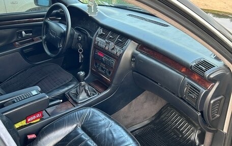 Audi A8, 1997 год, 550 000 рублей, 12 фотография