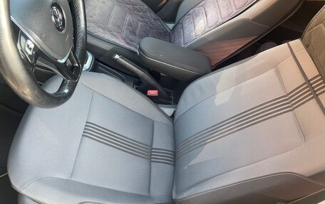 Volkswagen Polo VI (EU Market), 2017 год, 1 000 000 рублей, 28 фотография