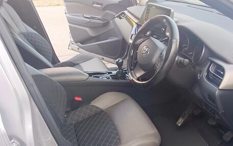 Toyota C-HR I рестайлинг, 2022 год, 1 875 000 рублей, 20 фотография