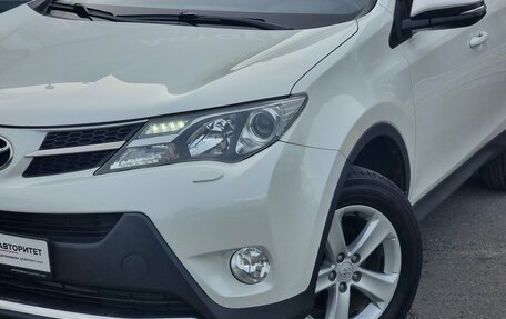 Toyota RAV4, 2013 год, 1 999 000 рублей, 2 фотография