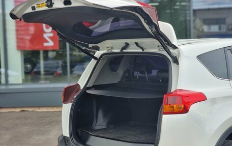 Toyota RAV4, 2013 год, 1 999 000 рублей, 7 фотография