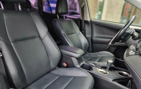 Toyota RAV4, 2013 год, 1 999 000 рублей, 11 фотография