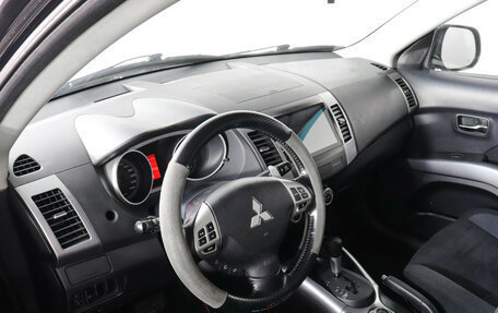 Mitsubishi Outlander III рестайлинг 3, 2008 год, 890 000 рублей, 6 фотография
