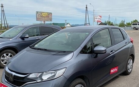 Honda Fit III, 2018 год, 1 215 000 рублей, 1 фотография