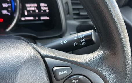 Honda Fit III, 2018 год, 1 215 000 рублей, 9 фотография