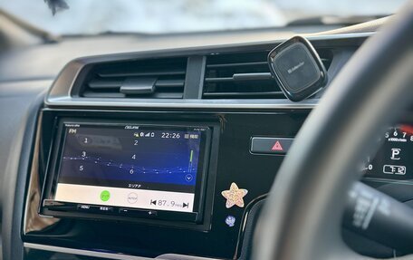 Honda Fit III, 2018 год, 1 215 000 рублей, 10 фотография