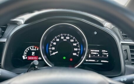 Honda Fit III, 2018 год, 1 215 000 рублей, 11 фотография