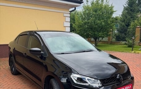Volkswagen Polo VI (EU Market), 2011 год, 790 000 рублей, 2 фотография