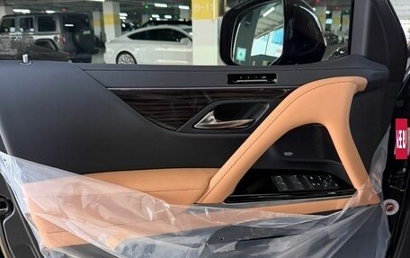 Lexus LX, 2026 год, 22 990 000 рублей, 14 фотография