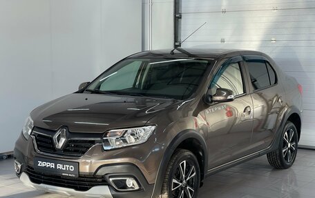Renault Logan II, 2018 год, 959 000 рублей, 3 фотография