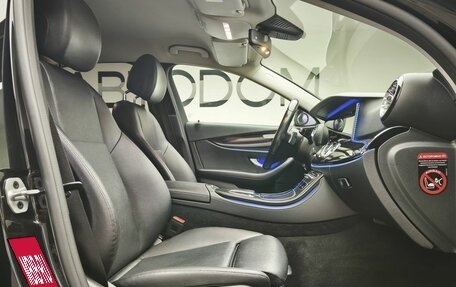 Mercedes-Benz E-Класс, 2021 год, 3 600 000 рублей, 16 фотография