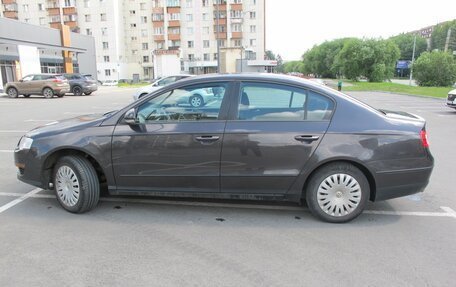 Volkswagen Passat B6, 2008 год, 590 000 рублей, 2 фотография