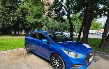 Hyundai Solaris II рестайлинг, 2017 год, 1 250 000 рублей, 2 фотография