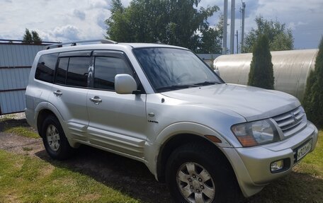Mitsubishi Montero III, 2002 год, 750 000 рублей, 2 фотография