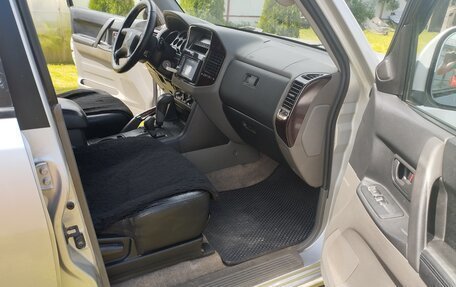 Mitsubishi Montero III, 2002 год, 750 000 рублей, 9 фотография