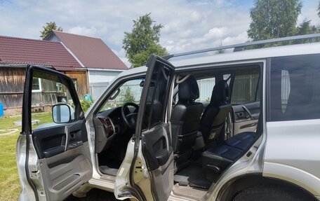 Mitsubishi Montero III, 2002 год, 750 000 рублей, 13 фотография