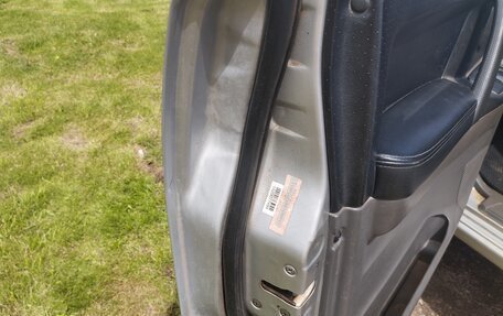 Mitsubishi Montero III, 2002 год, 750 000 рублей, 22 фотография