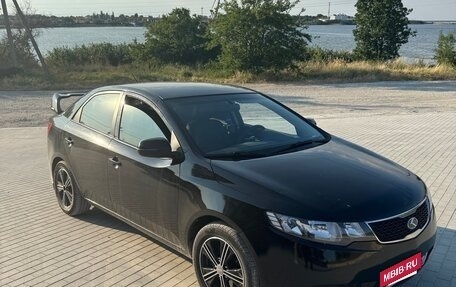 KIA Cerato III, 2010 год, 910 000 рублей, 3 фотография