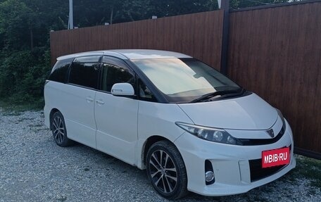 Toyota Estima III рестайлинг -2, 2013 год, 1 280 000 рублей, 2 фотография