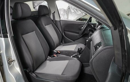 Volkswagen Polo VI (EU Market), 2011 год, 869 000 рублей, 8 фотография