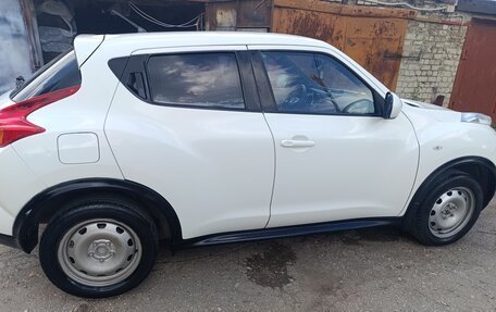 Nissan Juke II, 2014 год, 790 000 рублей, 2 фотография