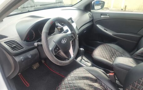 Hyundai Solaris II рестайлинг, 2016 год, 845 000 рублей, 12 фотография