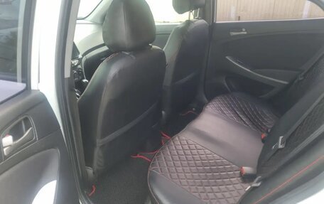 Hyundai Solaris II рестайлинг, 2016 год, 845 000 рублей, 14 фотография