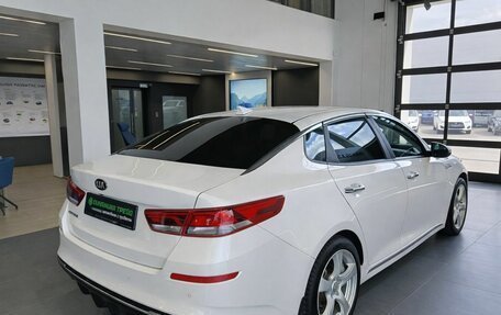 KIA Optima IV, 2018 год, 1 620 000 рублей, 4 фотография