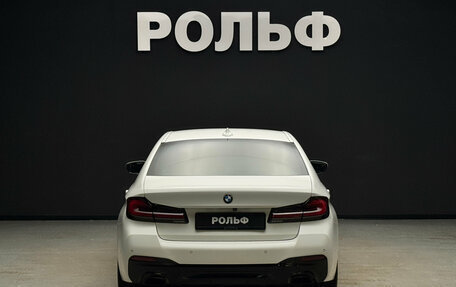 BMW 5 серия, 2021 год, 5 650 000 рублей, 4 фотография
